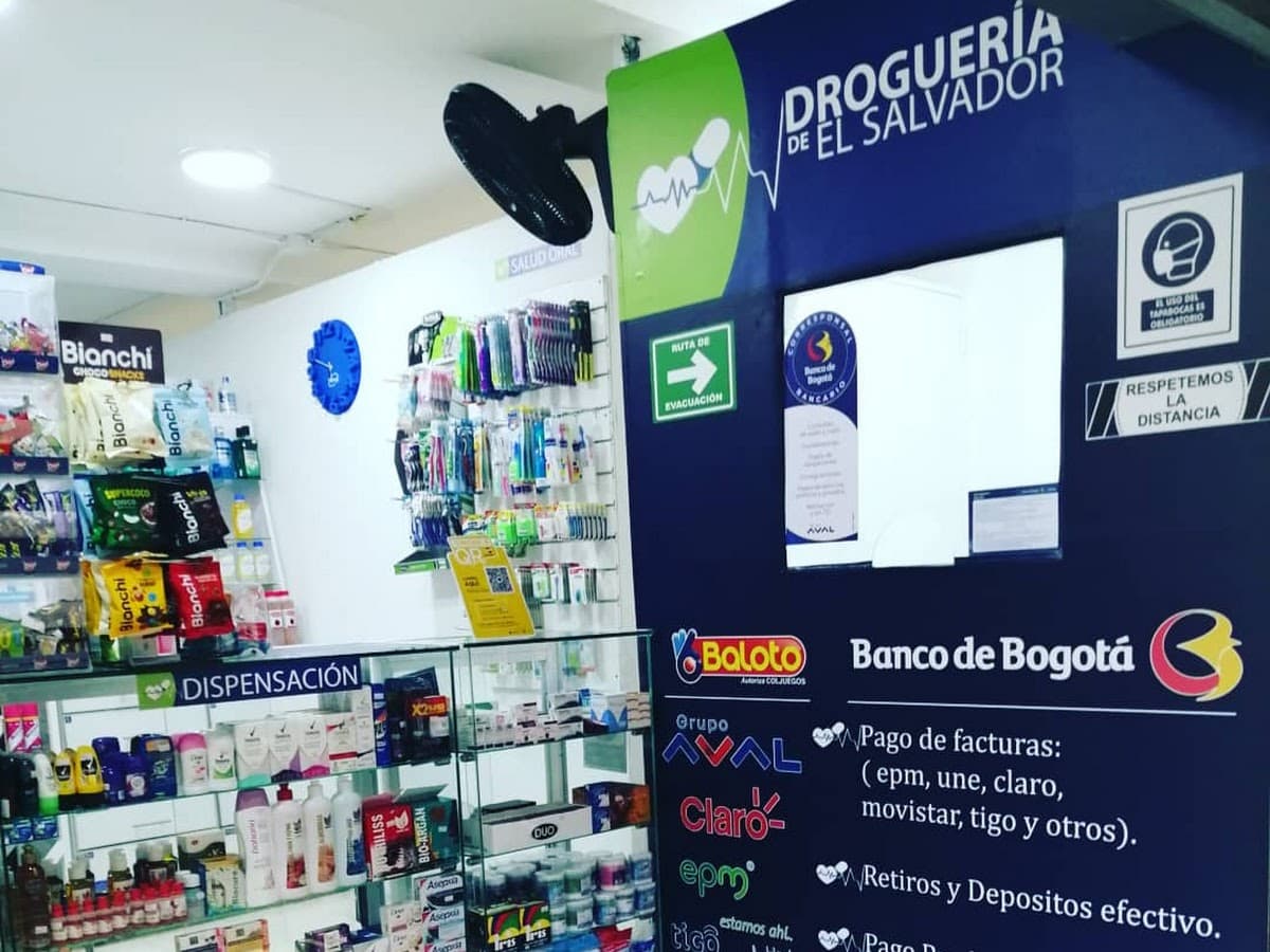 Droguería El Salvador — foto