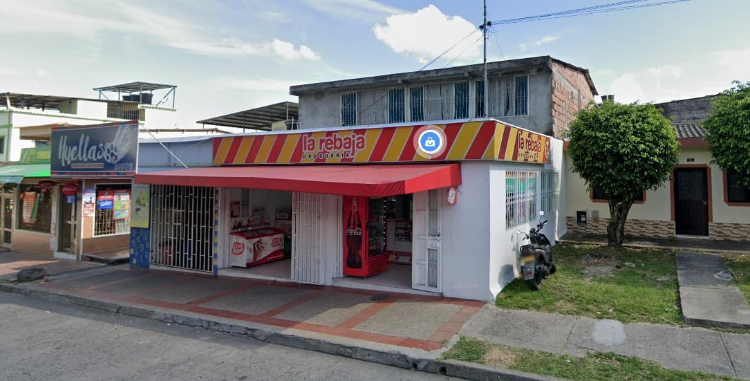 la rebaja Plus No. 10 DROGUERIA Y MINIMARKET Jordan Etapa VIII Ibague