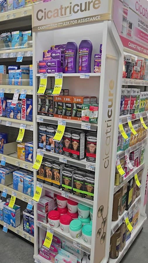 CVS Pharmacy y más — foto