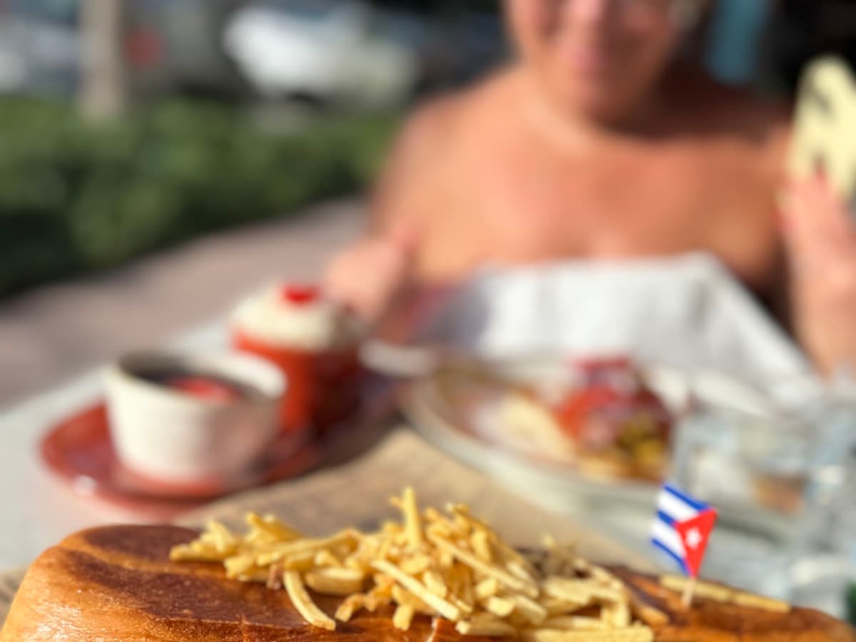 Esquina Cubana - Cuban Restaurant Miami Beach — foto