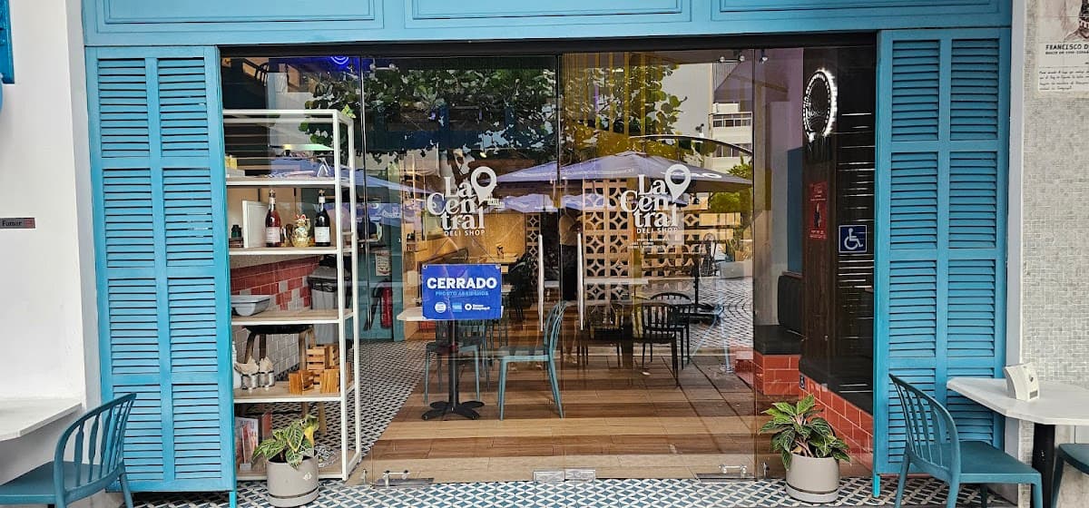 La Central Deli Shop
