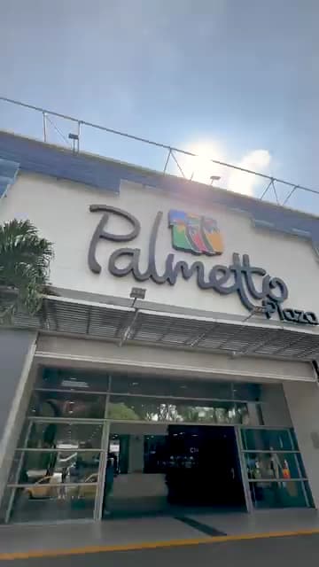 Centro Comercial Palmetto Plaza — foto