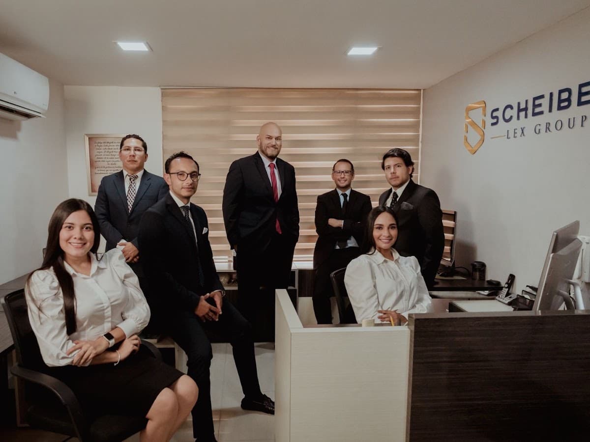 IURA LEX ABOGADOS