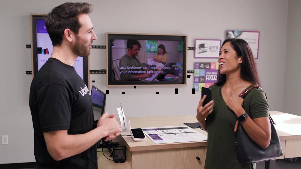 uBreakiFix - Phone and Computer Repair — foto
