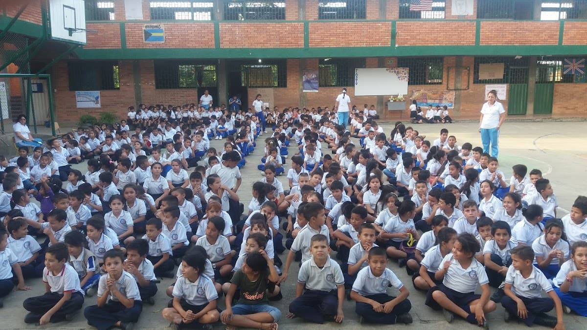 Institucion Educativa Colegio Camilo Daza — foto