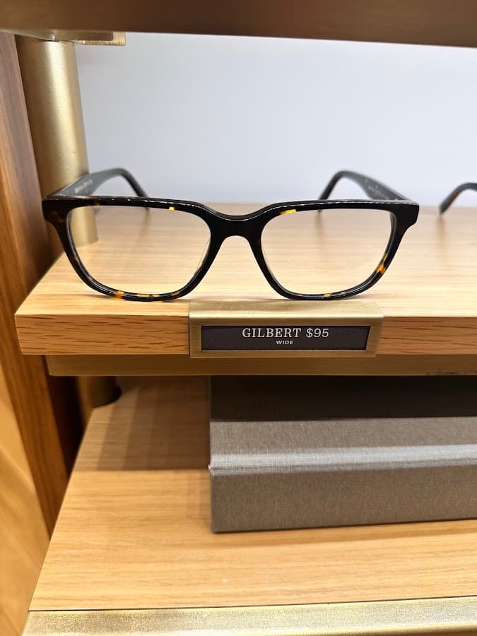 Warby Parker The Gardens Mall — foto