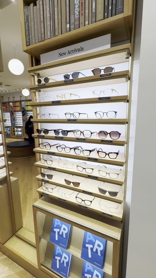 Warby Parker The Gardens Mall — foto