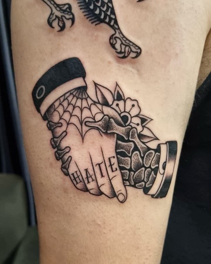 Tattoo Dubom - Body Piercing e Tattoo Shop