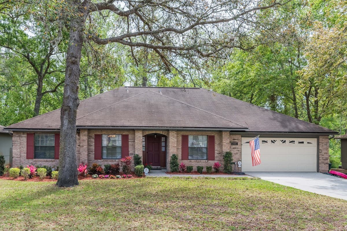 CrossView Realty — foto
