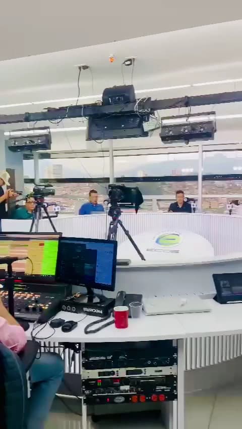 LEGGAL ABOGADOS — foto