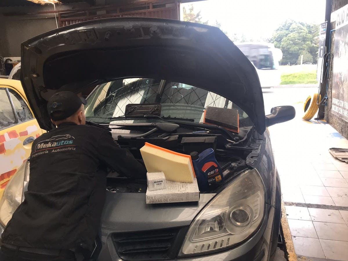 TALLER MEKAUTOS