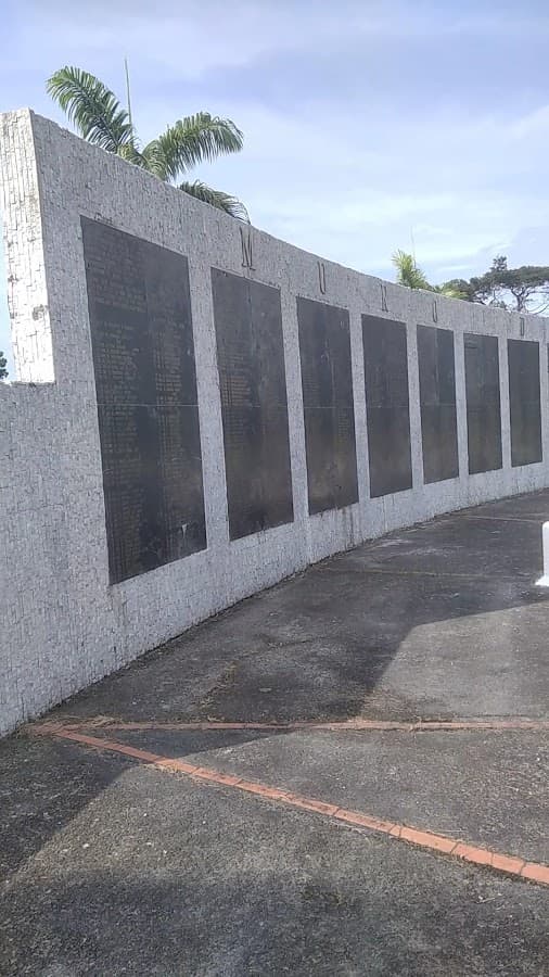 Monumento de los Héroes Caídos — foto