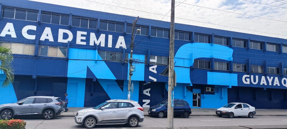 Academia Naval Guayaquil — foto