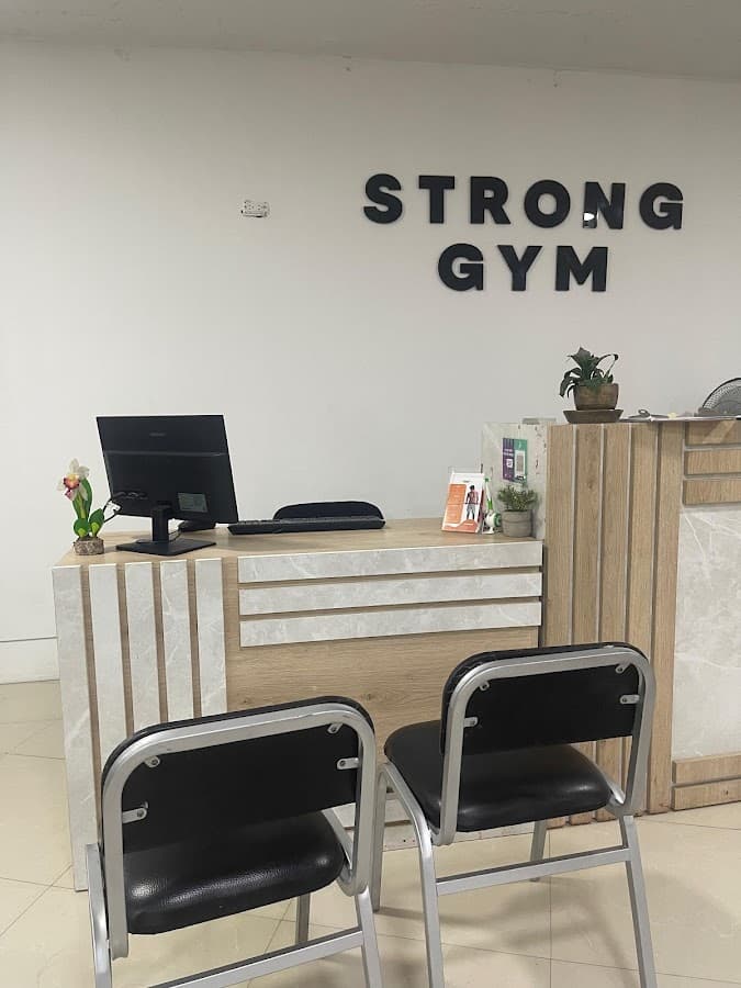 STRONG GYM